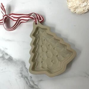 Stoneware Christmas tree cookie mold